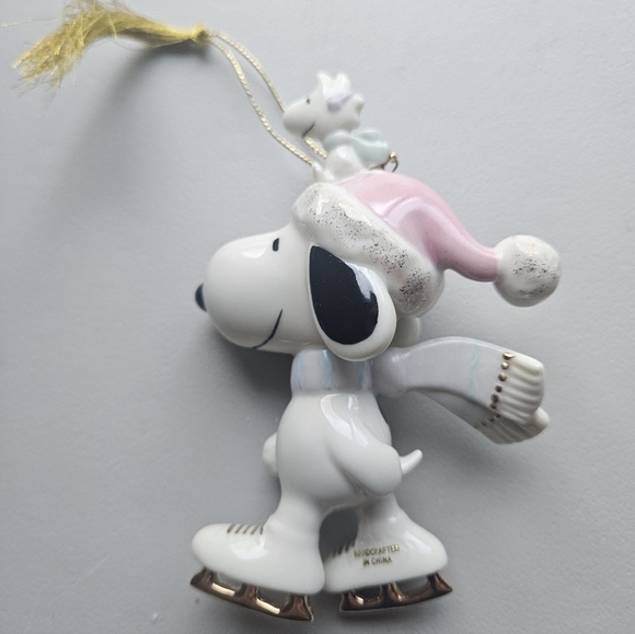 Lenox Christmas Ornament Snoopy On Skates - Picture 1 of 5